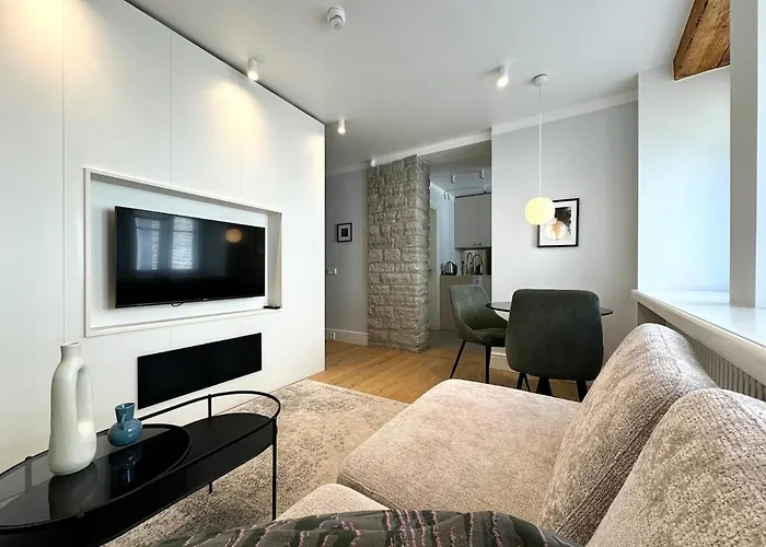 Luxury Apartment In The Heart Of Old Town