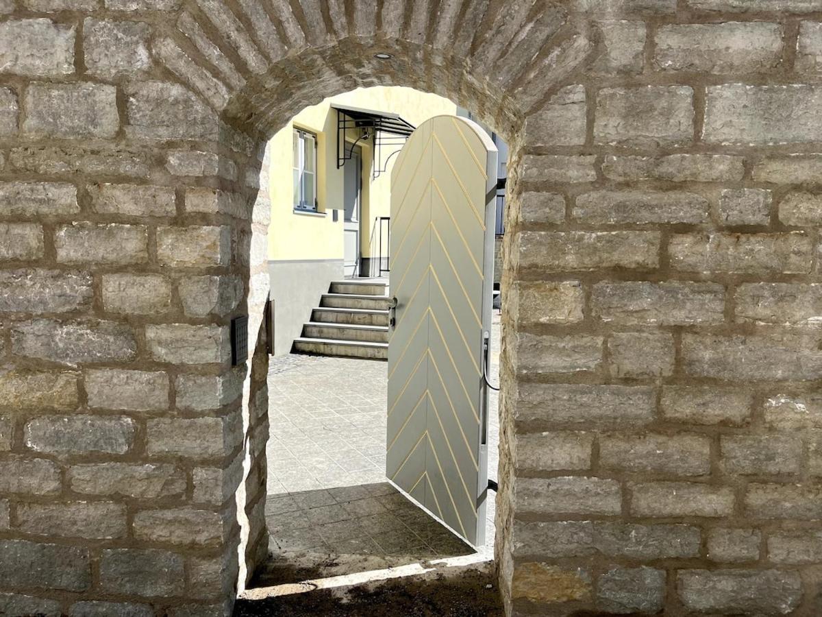Luxury In The Heart Of Old Town Huoneisto *
