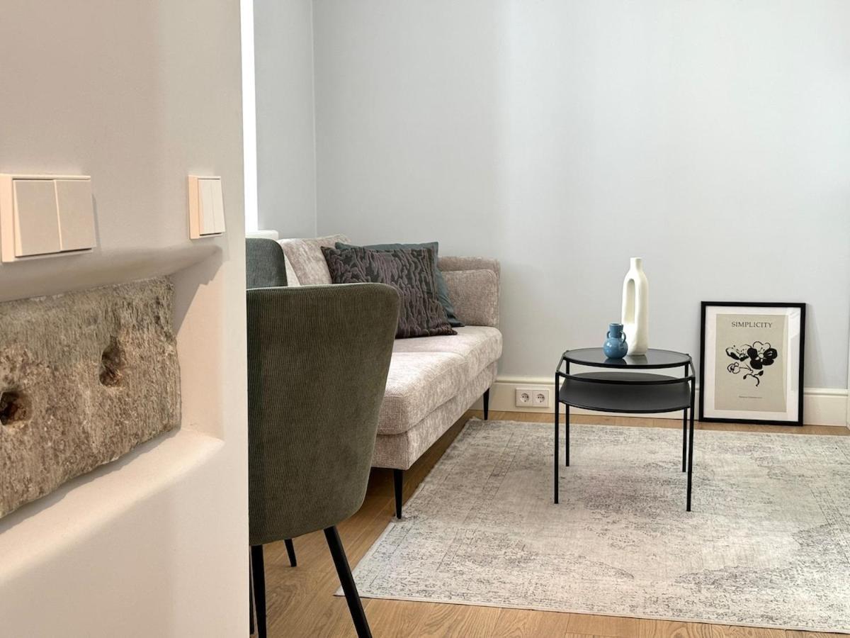 Luxury In The Heart Of Old Town Huoneisto