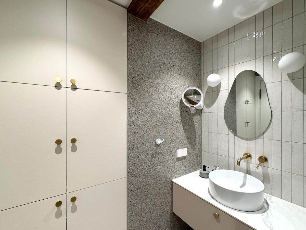 Luxury In The Heart Of Old Town *