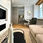 Luxury Apartment In The Heart Of Old Town